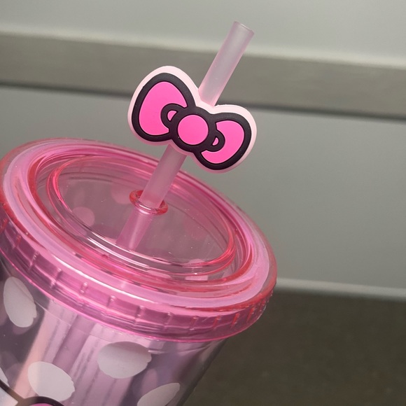 NEW Hello Kitty Tumbler Cup - Picture 4 of 4